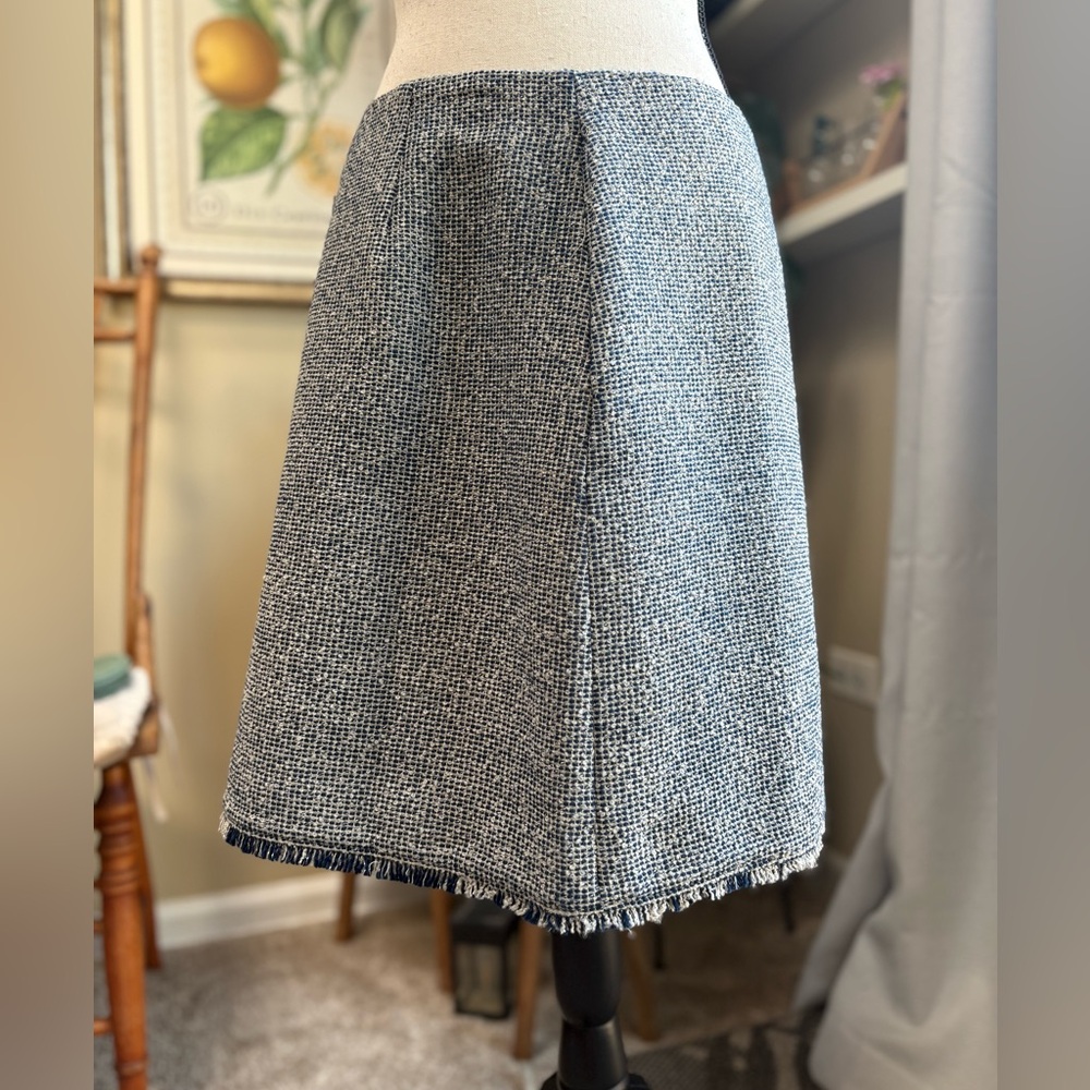 NWT Banana Republic Navy Blue and White Tweed Mini Skirt - Picture 3 of 8
